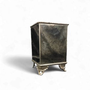 LRG SILVER SQAURE VASE 19cm
