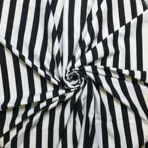 TABLE CLOTH THIN BLACK & WHITE 270x270cm